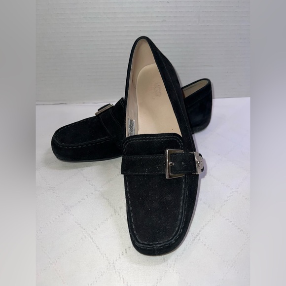 💥💥💥UGG Australia Crawford Women's Black Suede Driving Loafer 5149 Size: 7 - Picture 2 of 10